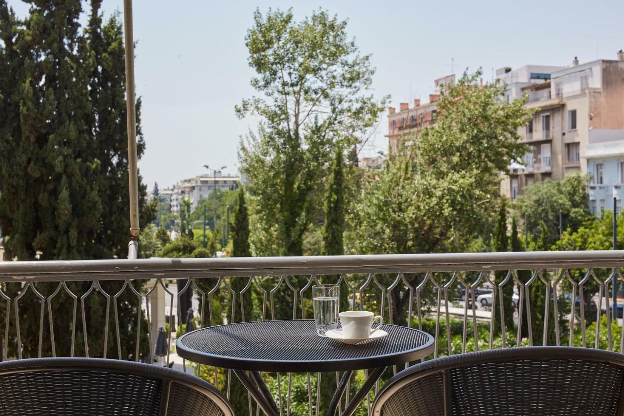 Chic One Bd Apartment With Hilton View Атина Екстериор снимка